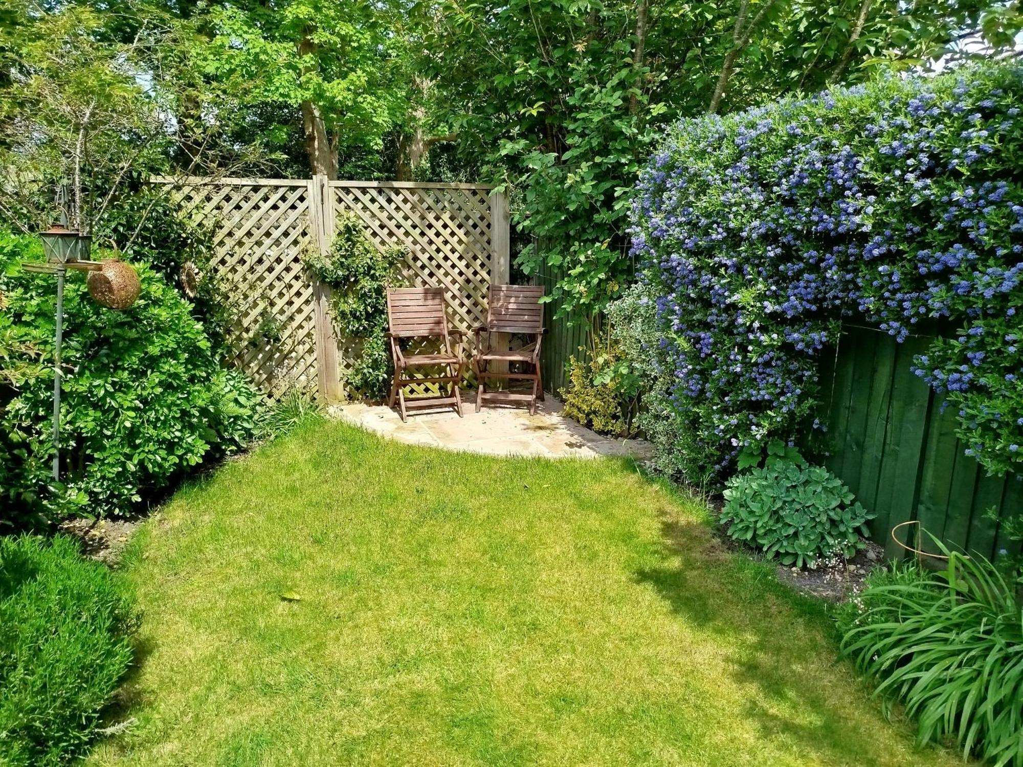 3 Bedroom Cottage In Sunninghill, Ascot Екстер'єр фото
