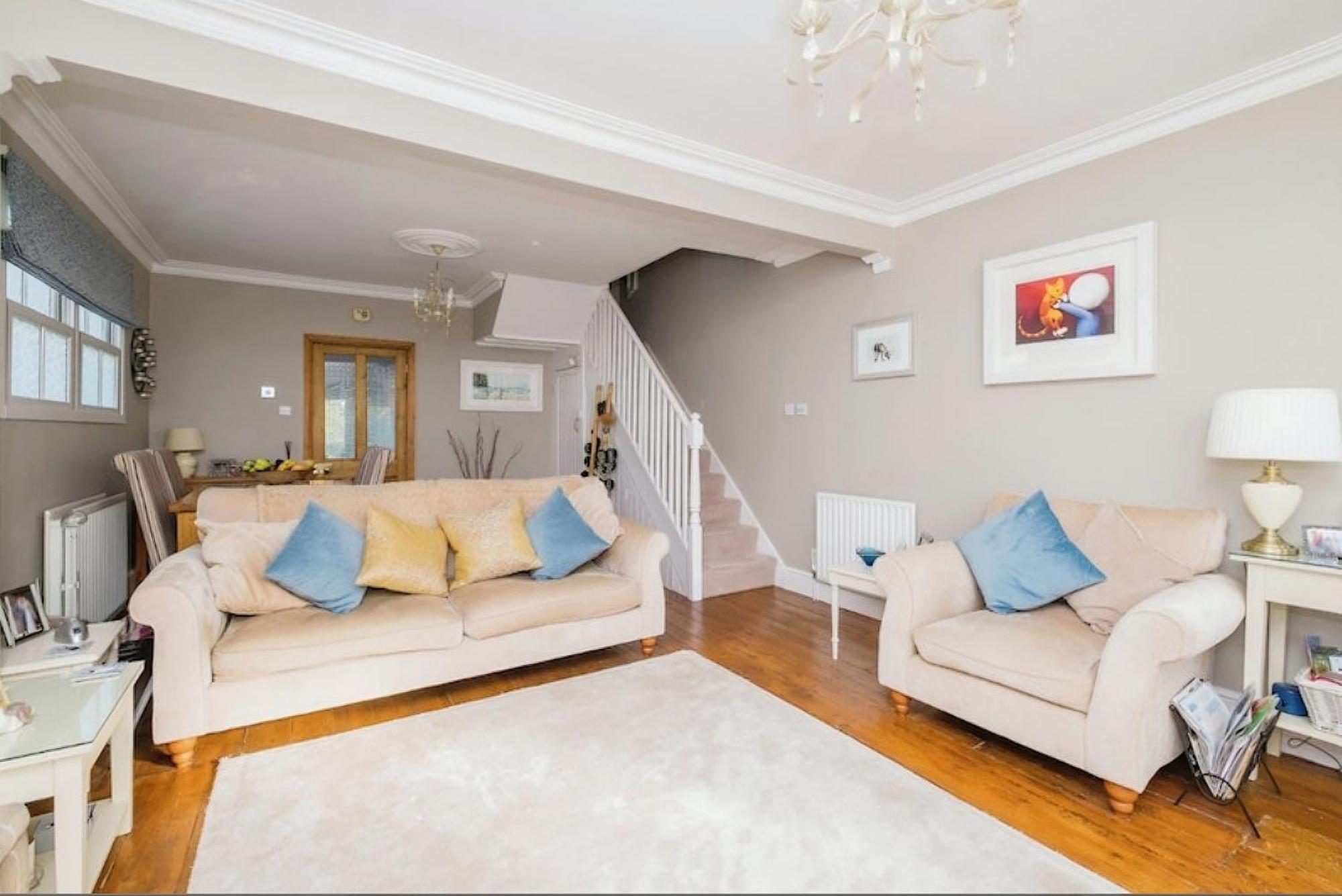 3 Bedroom Cottage In Sunninghill, Ascot Екстер'єр фото
