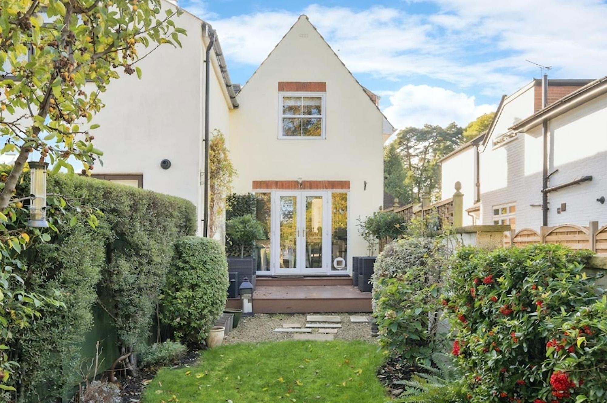 3 Bedroom Cottage In Sunninghill, Ascot Екстер'єр фото